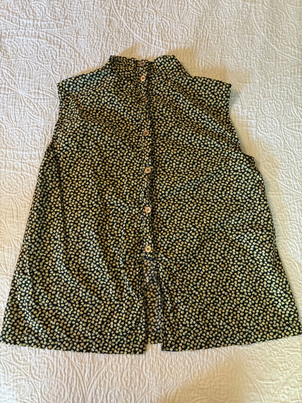 NWOT Buru mod top and everyday short set, yellow rose, size Small - Picture 3 of 7